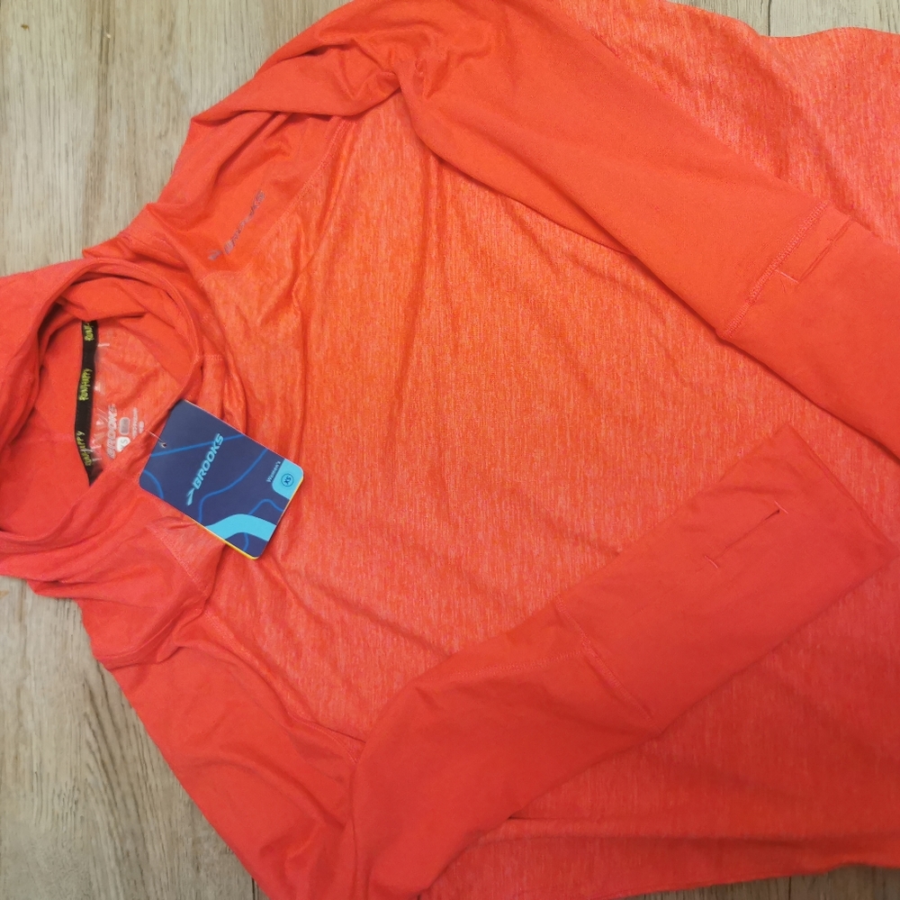 NWT, Brooks Dash fall running hoodie xs